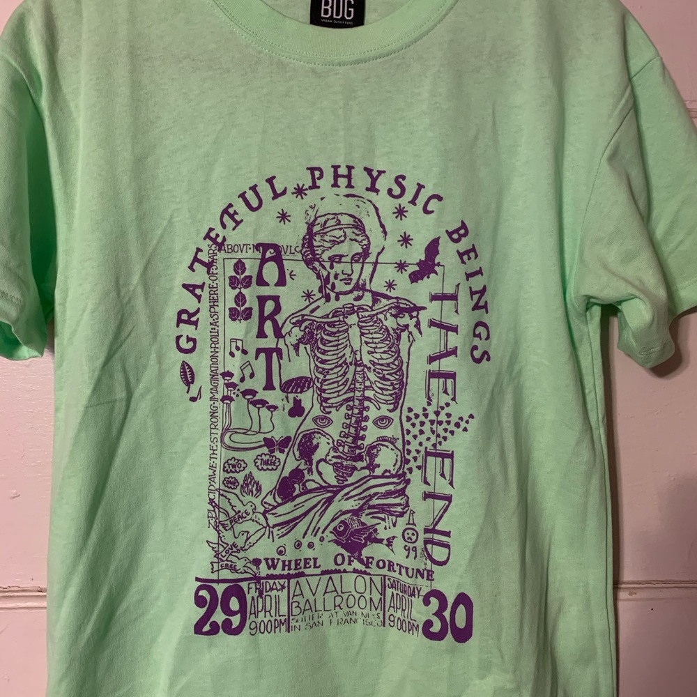 BDG Urban Outfitters physic tee